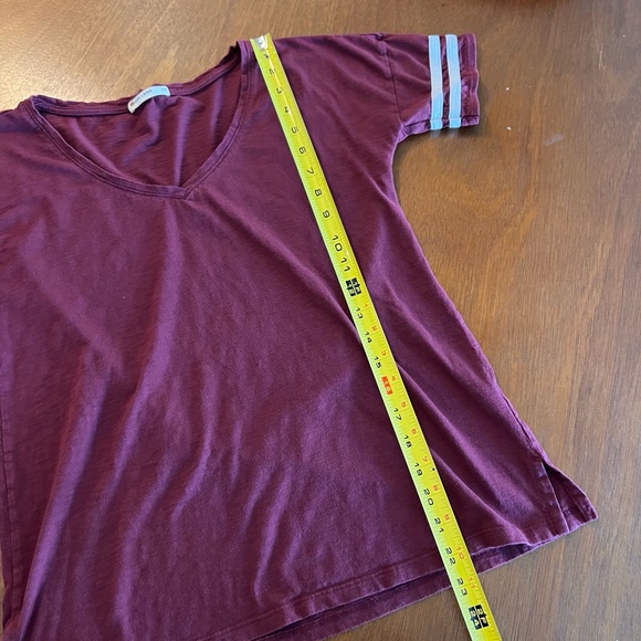 Marine Layer Burgundy Tee - Picture 6 of 9